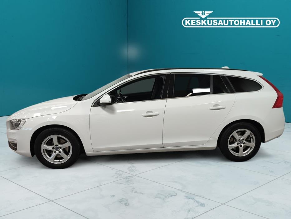 VOLVO V60 2016