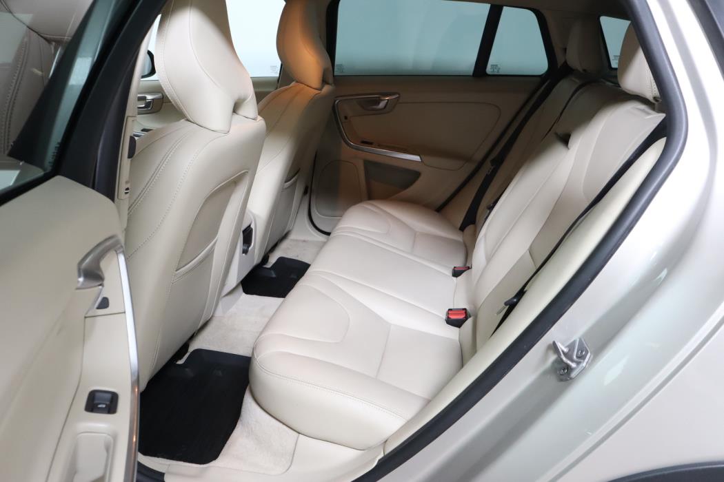 VOLVO V60 Cross Country 2017