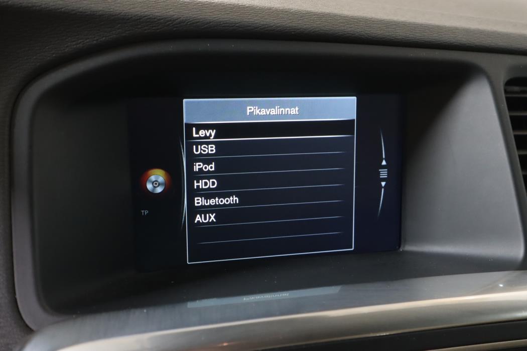 VOLVO V60 Cross Country 2017