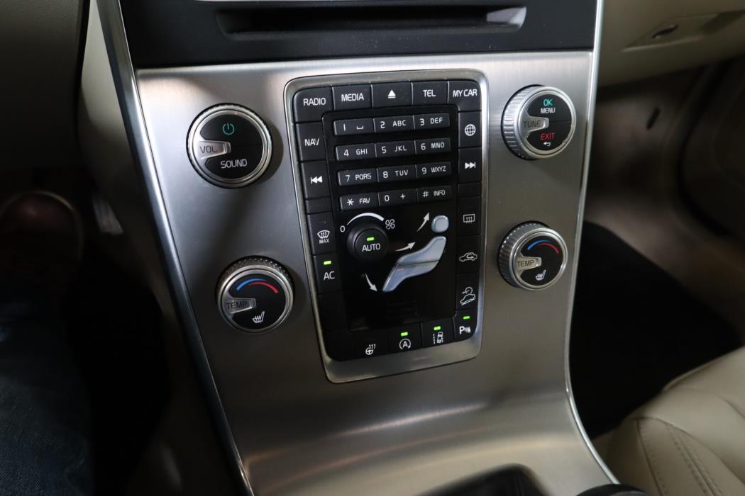 VOLVO V60 Cross Country 2017