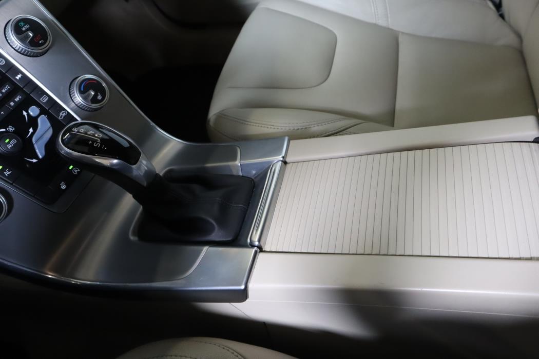 VOLVO V60 Cross Country 2017