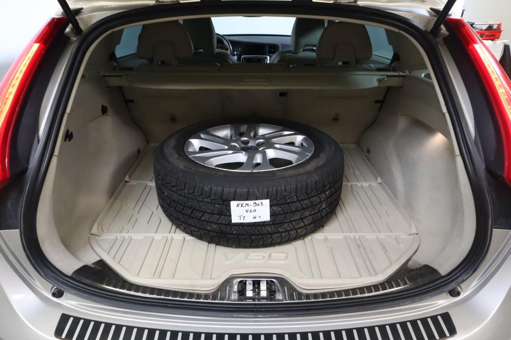 VOLVO V60 Cross Country 2017