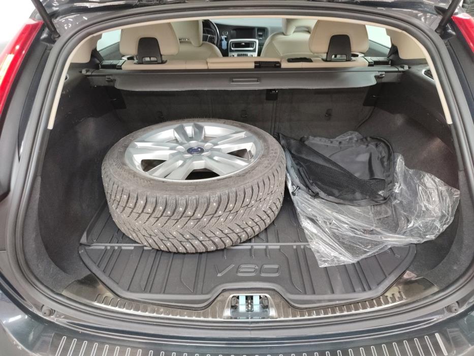 VOLVO V60 2018