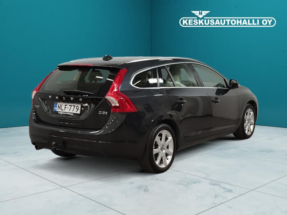 VOLVO V60 2018