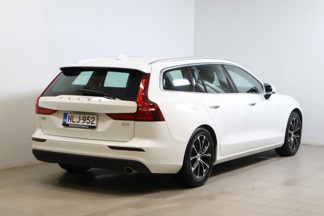 VOLVO V60 2019