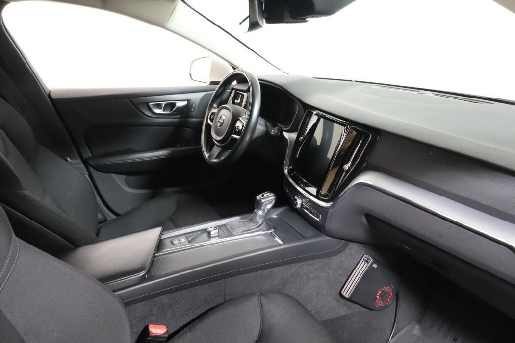 VOLVO V60 2019