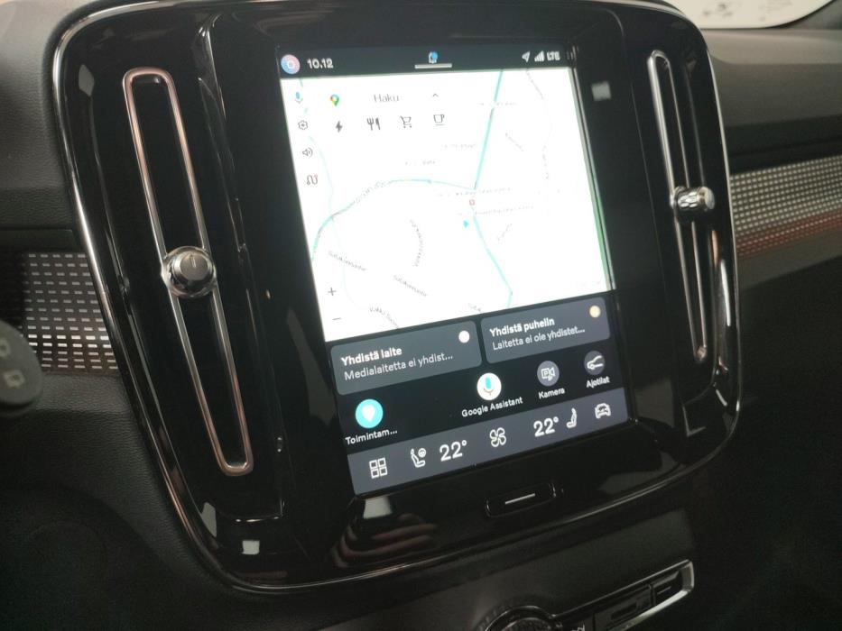 VOLVO XC40 2021