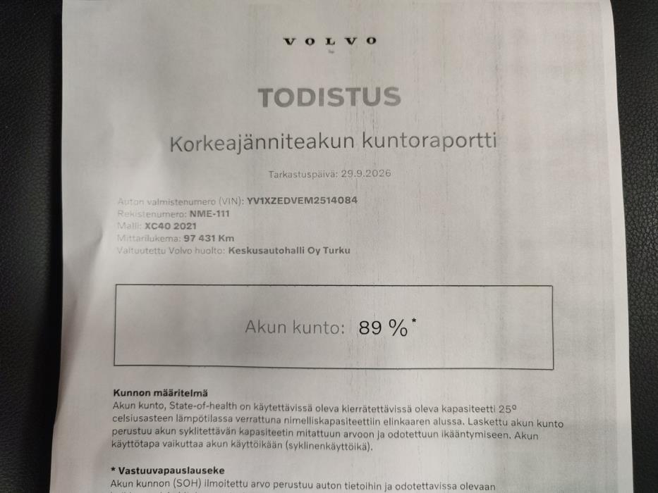 VOLVO XC40 2021