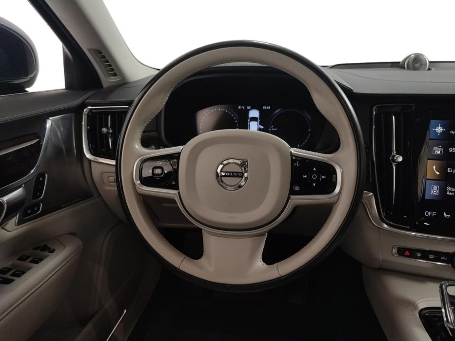 VOLVO V90 2020