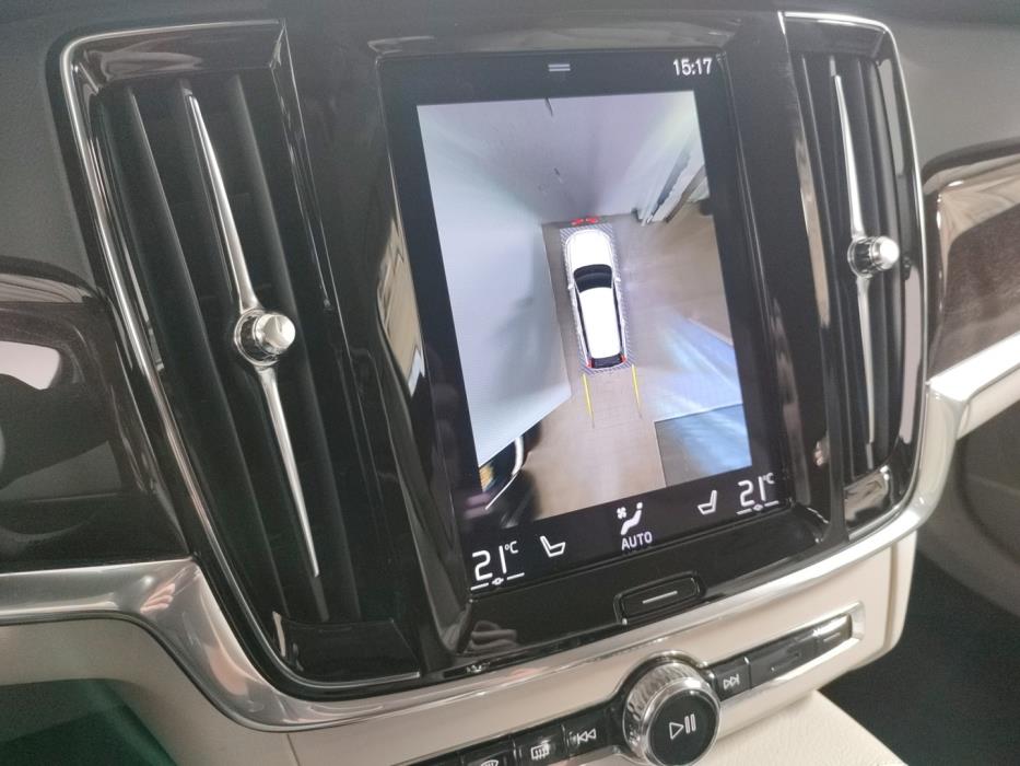 VOLVO V90 2020