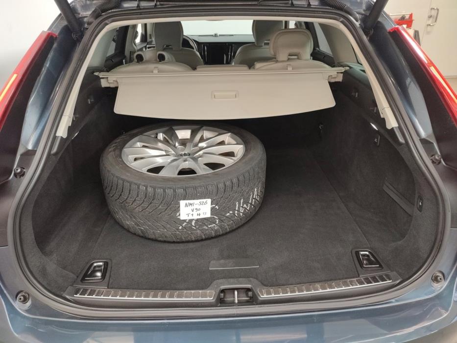 VOLVO V90 2020