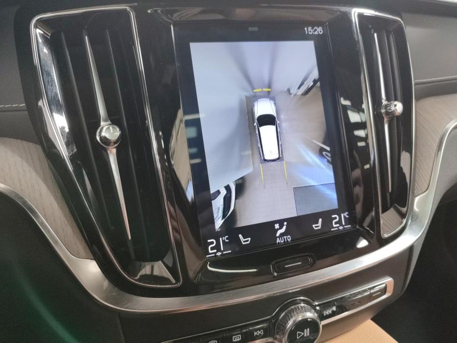 VOLVO V60 2019
