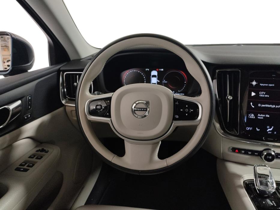VOLVO S60 2022
