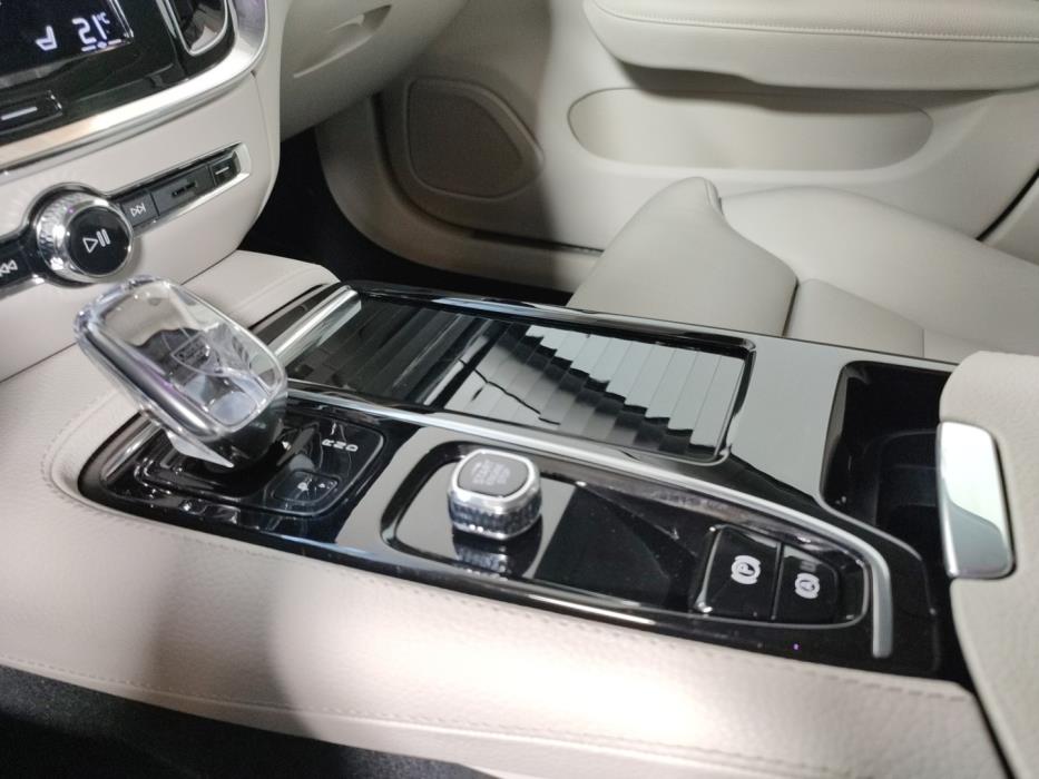 VOLVO S60 2022