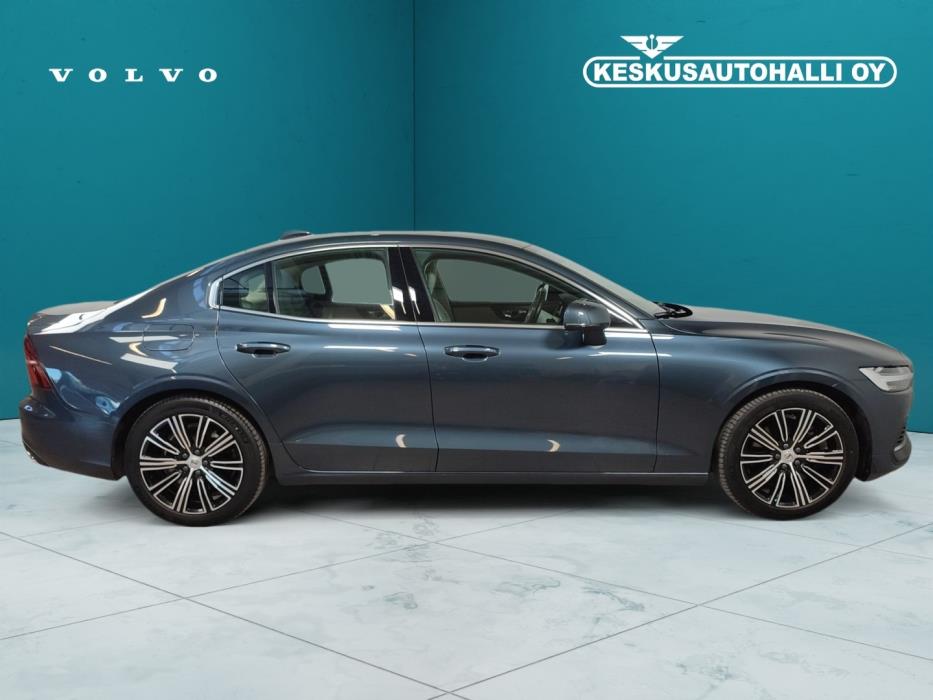 VOLVO S60 2022