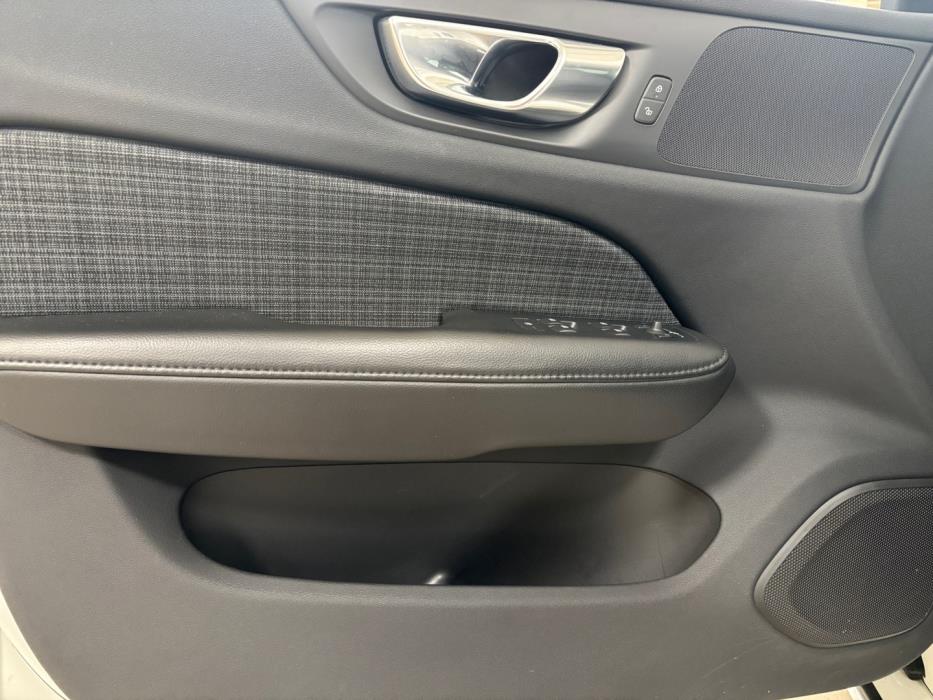 VOLVO V60 2022