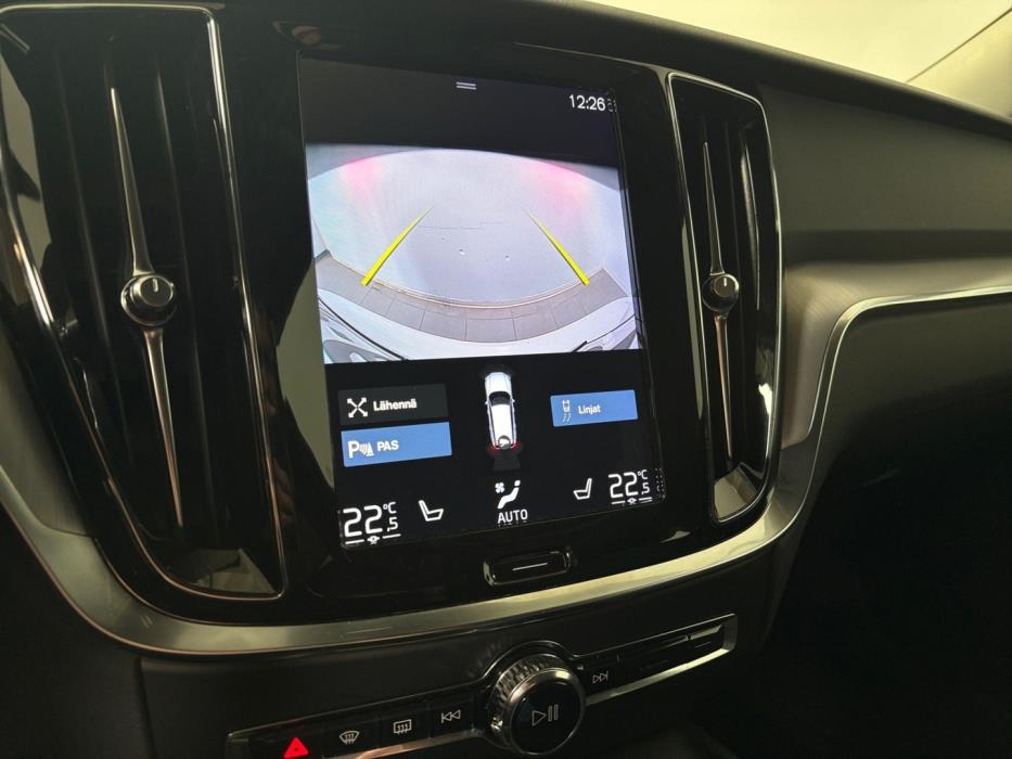 VOLVO V60 2022
