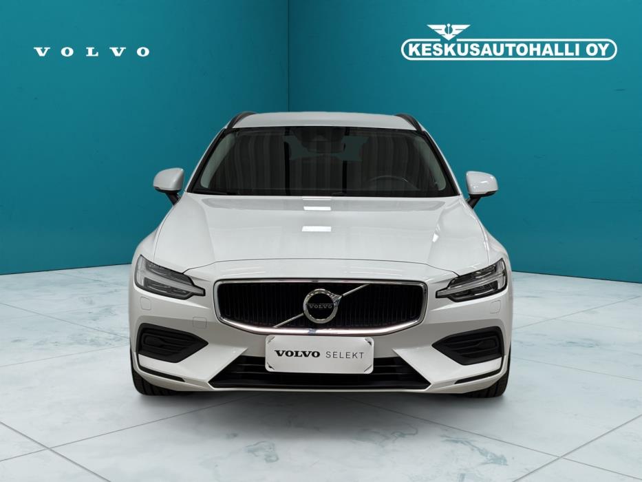 VOLVO V60 2022