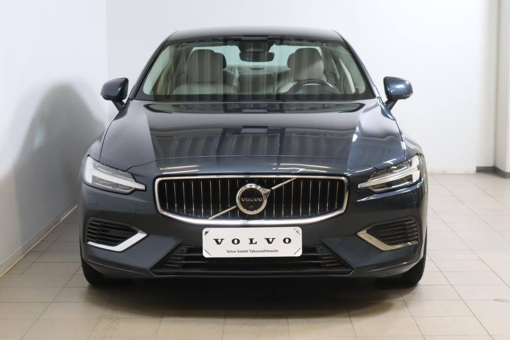 VOLVO S60 2023