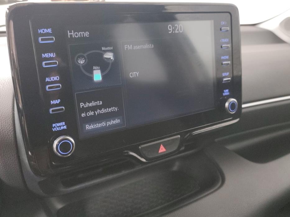 TOYOTA Yaris 2021