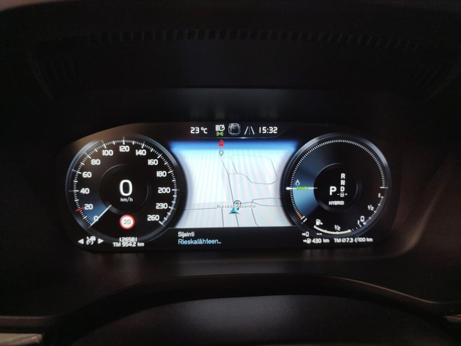 VOLVO XC60 2021
