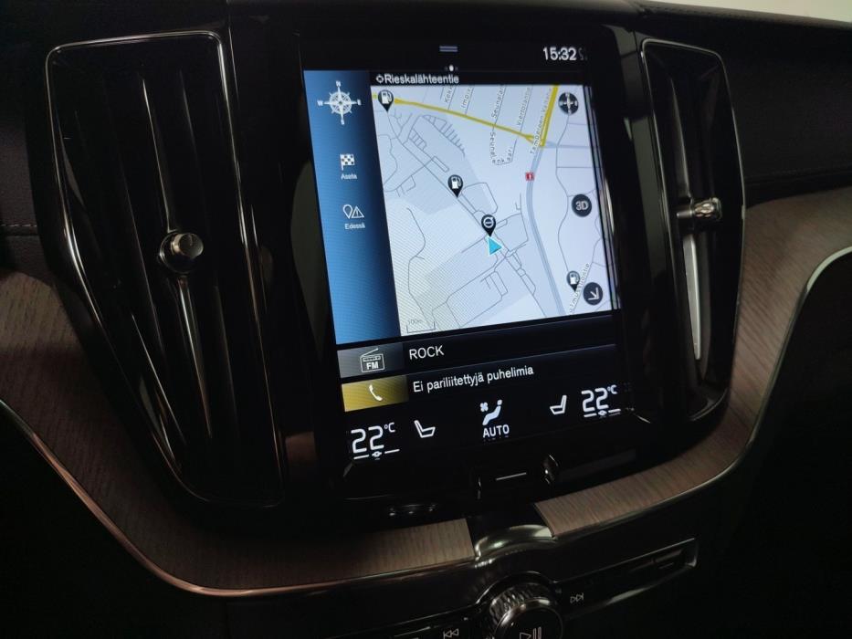 VOLVO XC60 2021