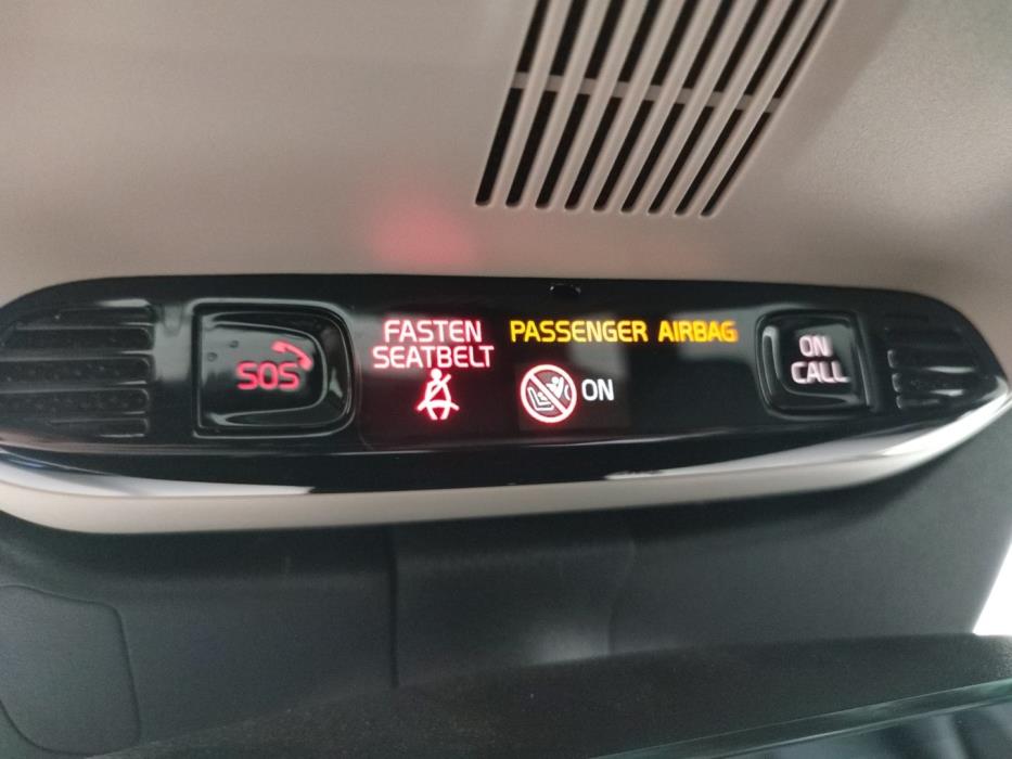 VOLVO XC60 2021