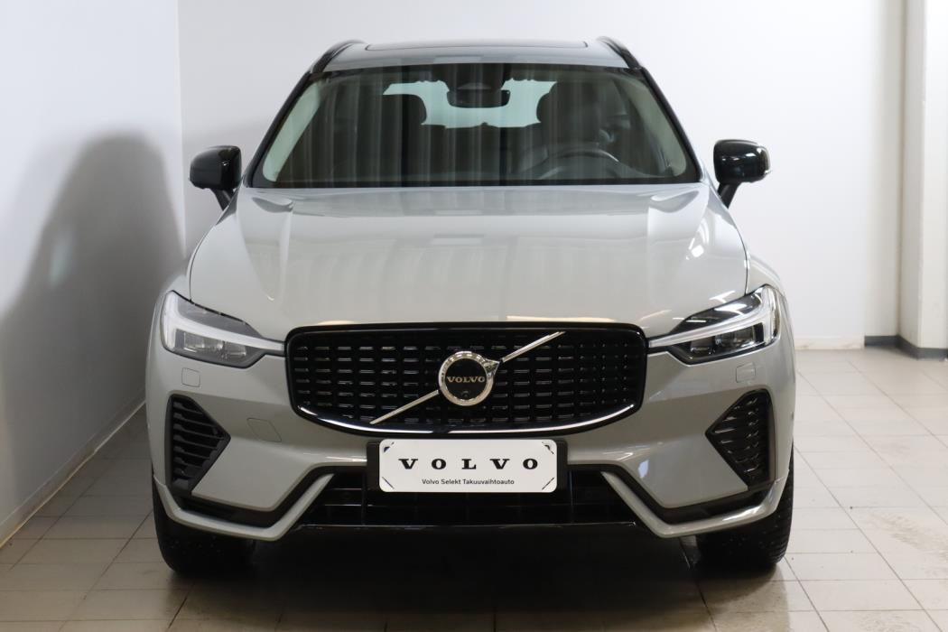 VOLVO XC60 2024