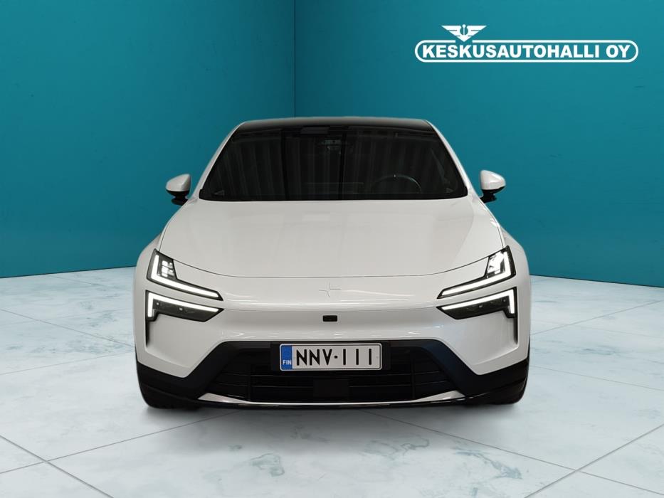POLESTAR 4 2025