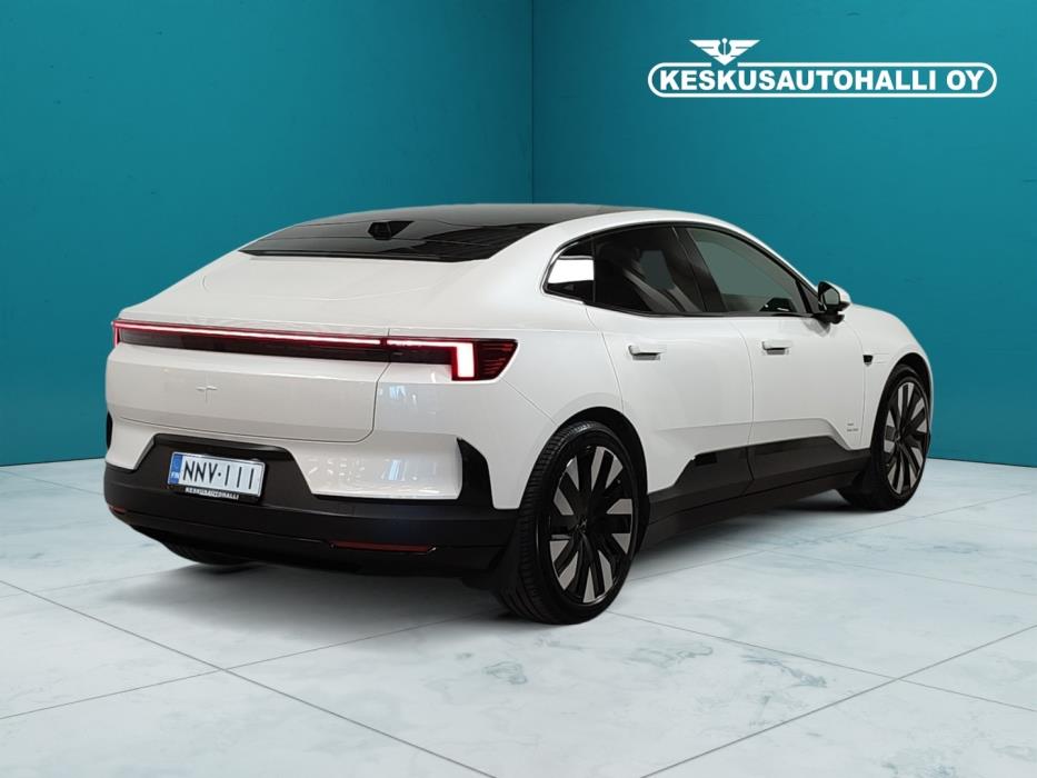 POLESTAR 4 2025