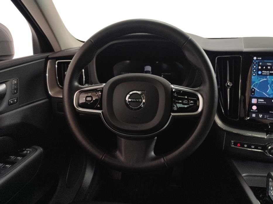 VOLVO XC60 2025