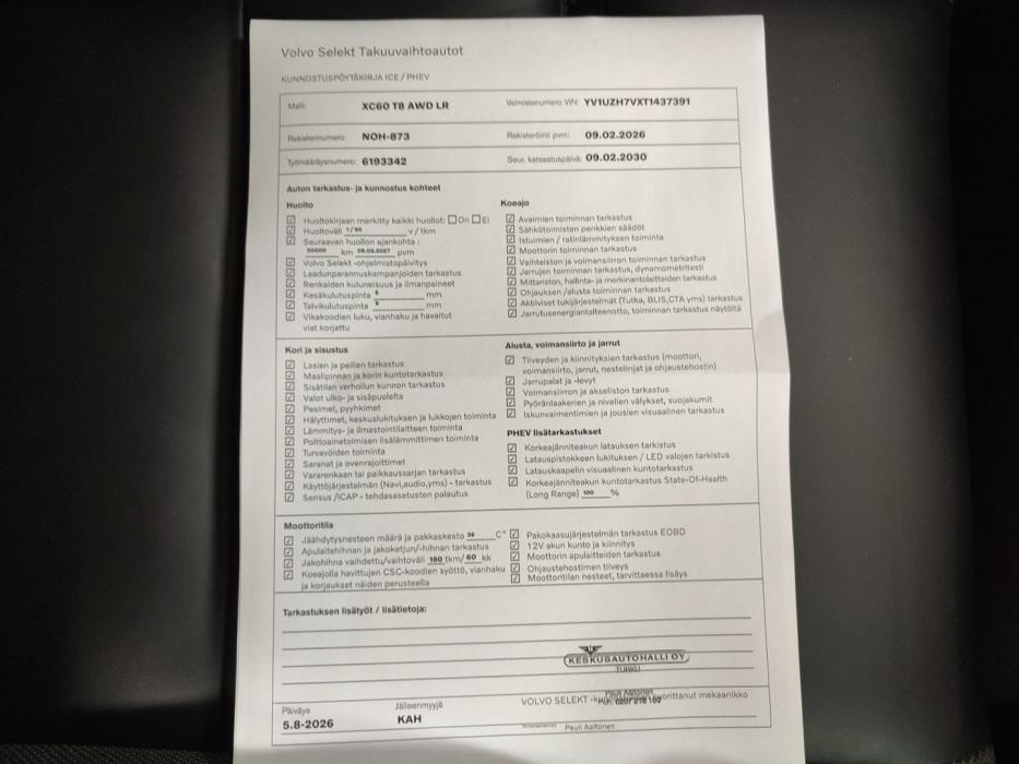 VOLVO XC60 2026