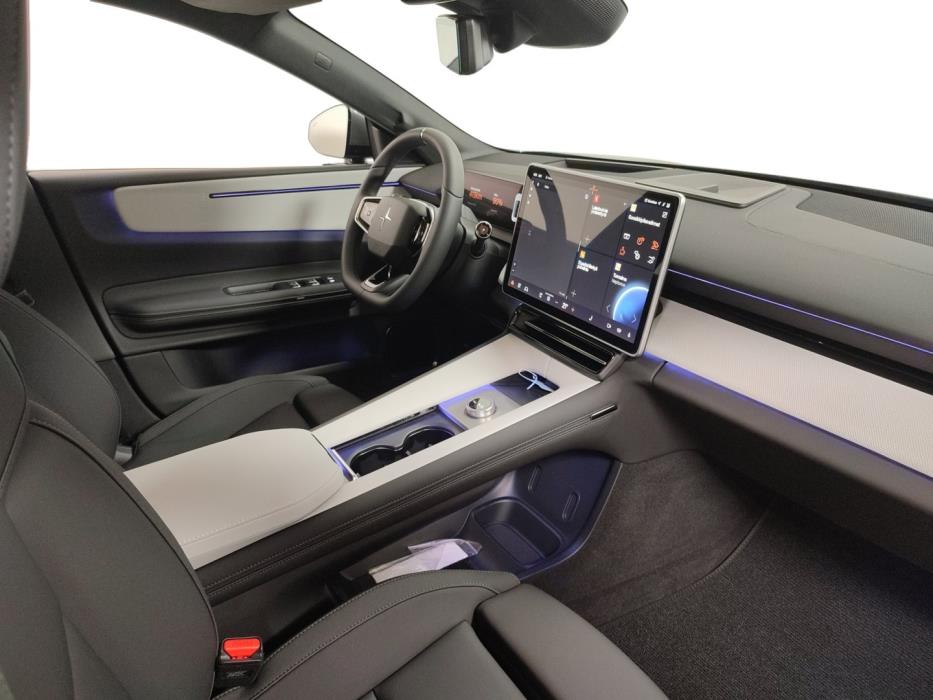 POLESTAR 4 2026
