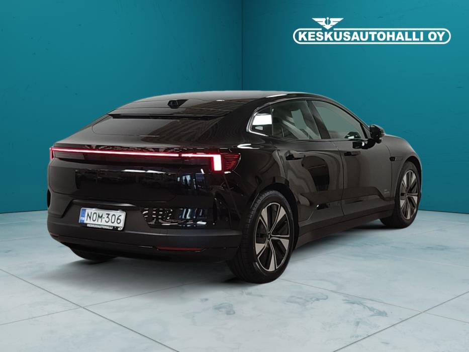 POLESTAR 4 2026