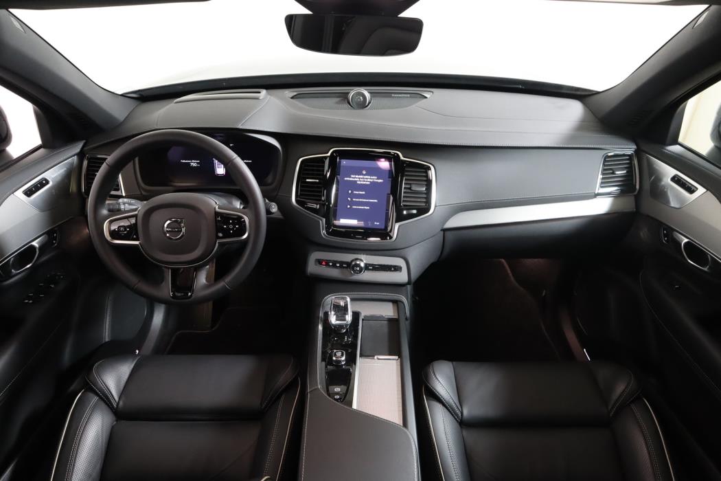 VOLVO XC90 2025
