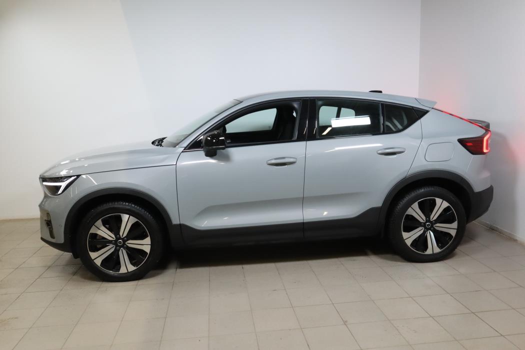 VOLVO C40 2024