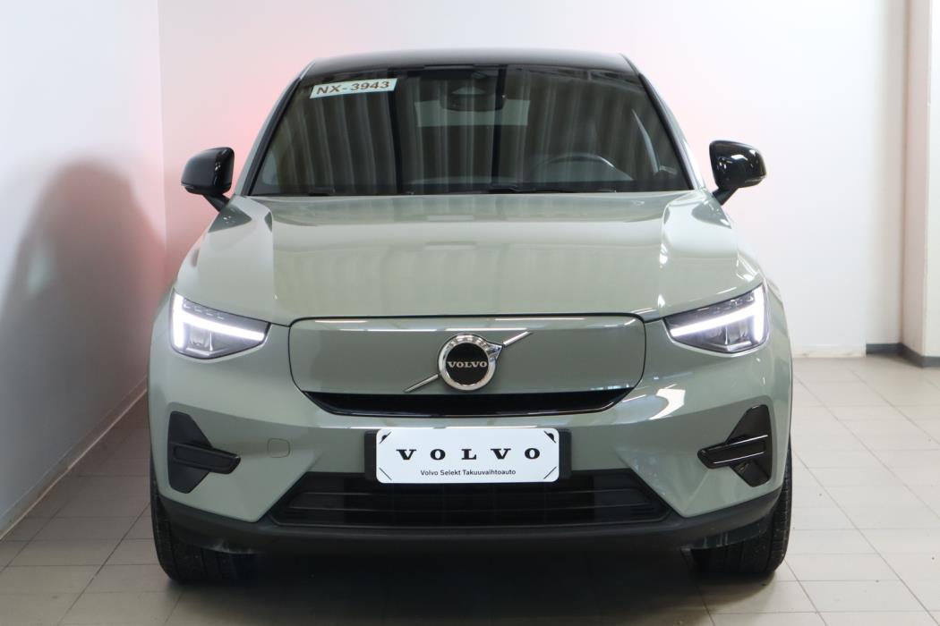 VOLVO C40 2024