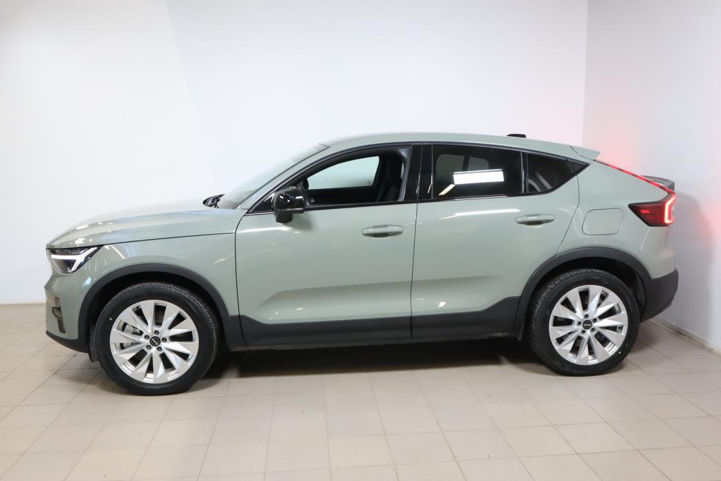 VOLVO C40 2024