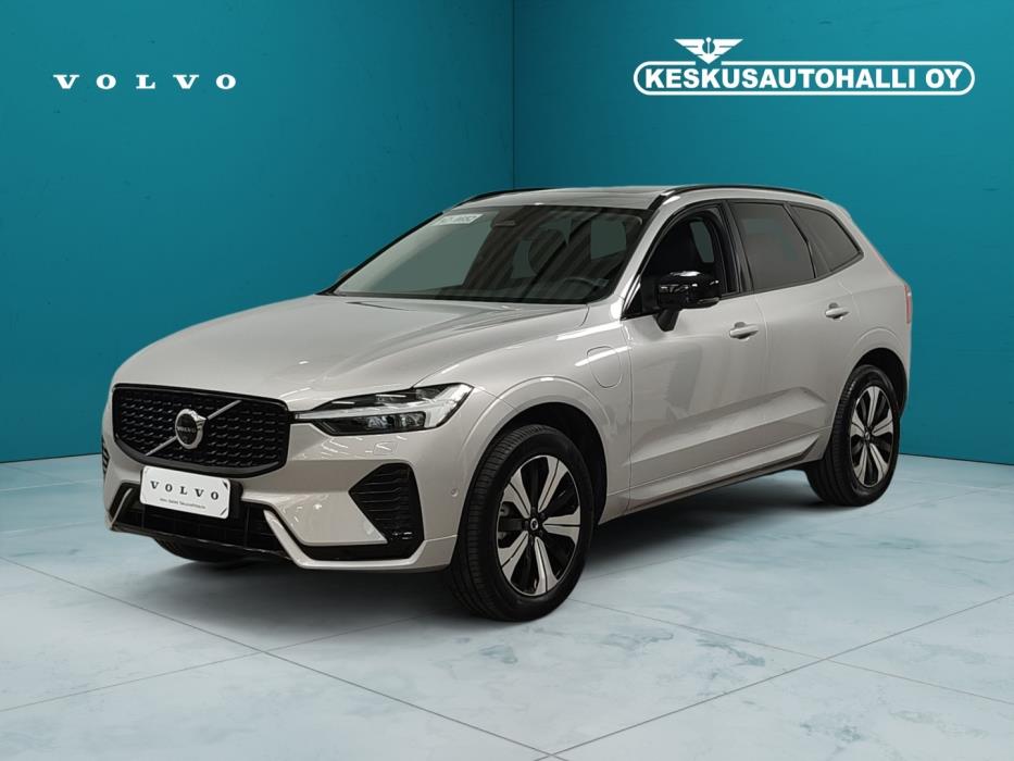 VOLVO XC60 2025
