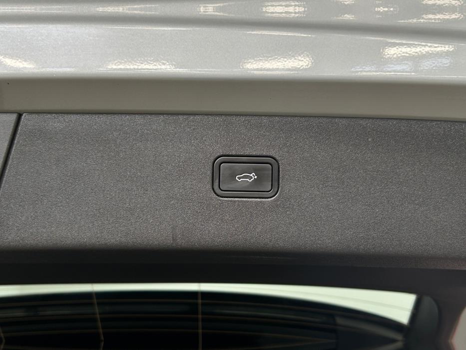 VOLVO EX30 2024