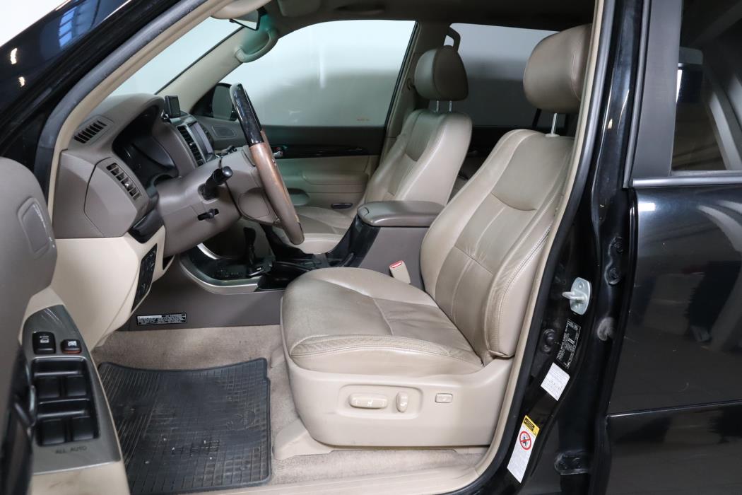 TOYOTA Land Cruiser 2009