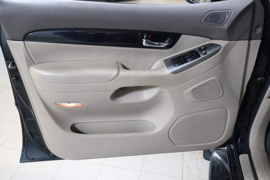 TOYOTA Land Cruiser 2009