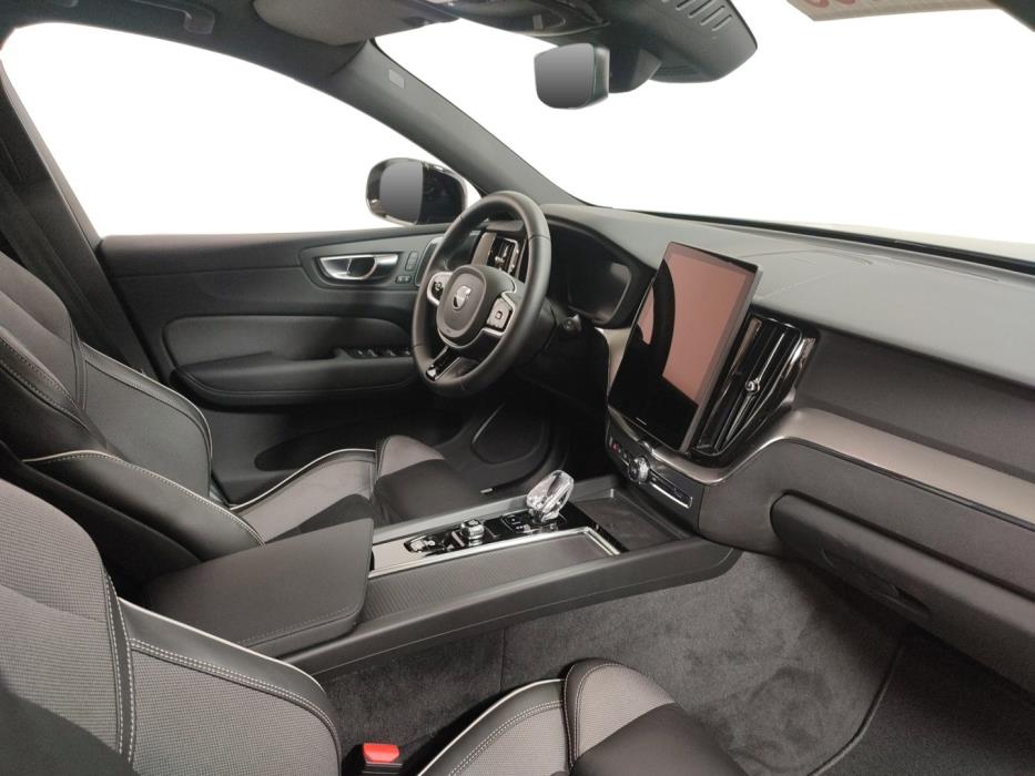 VOLVO XC60 2026