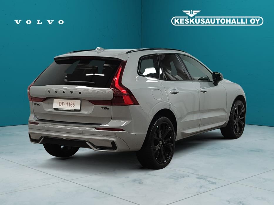 VOLVO XC60 2026