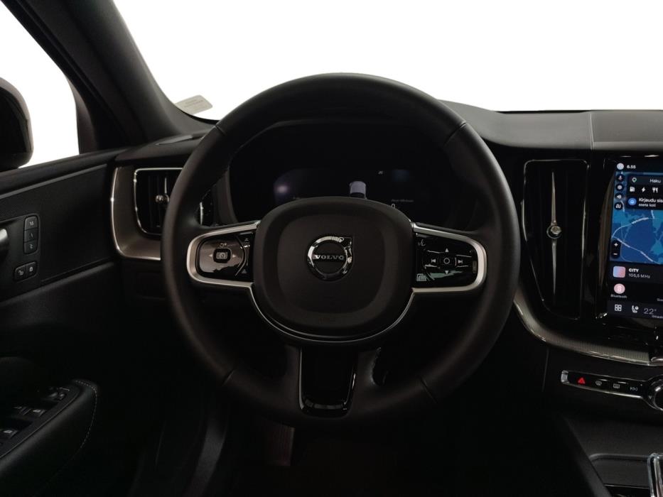 VOLVO XC60 2025