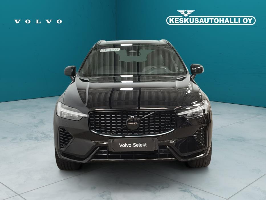 VOLVO XC60 2025