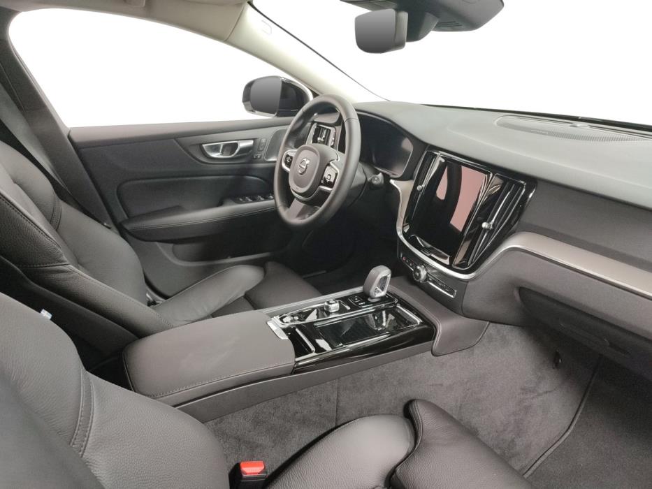 VOLVO V60 2026
