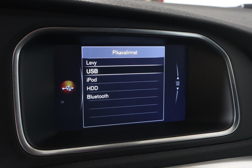 VOLVO V40 Cross Country 2017