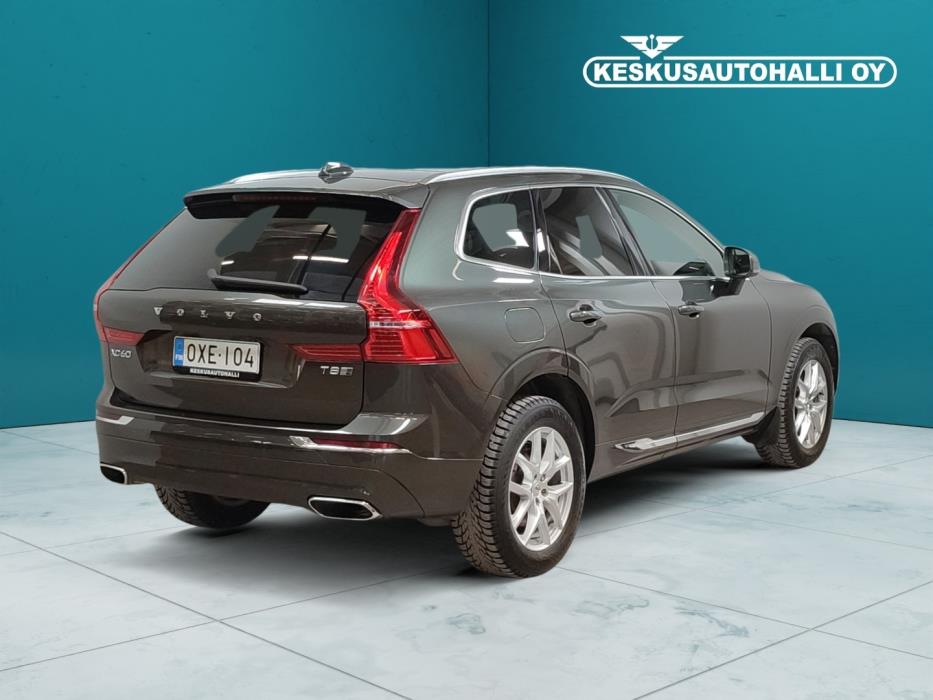 VOLVO XC60 2018