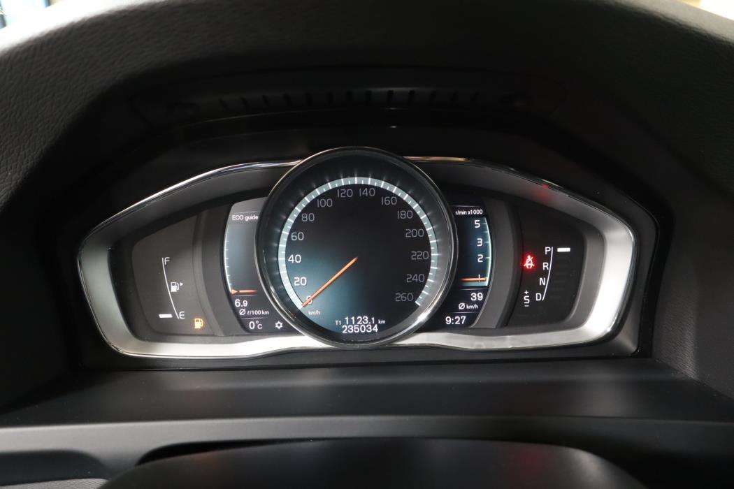 VOLVO V60 Cross Country 2018